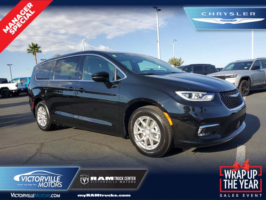 2026 Chrysler Pacifica Select FWD