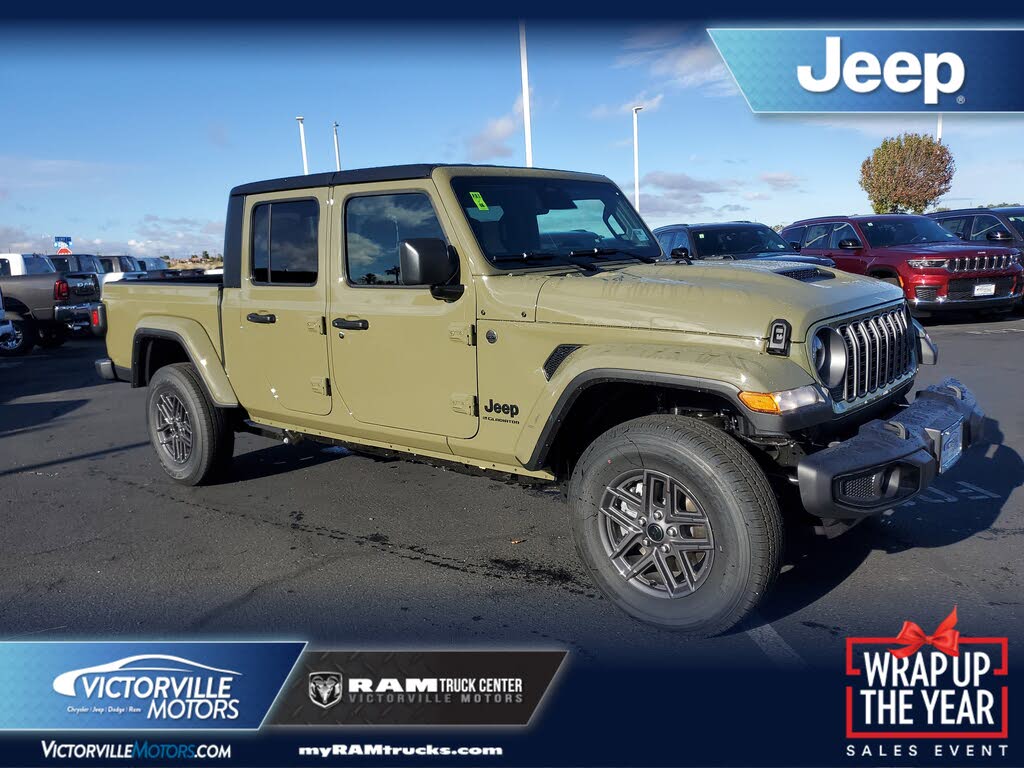 2026 Jeep Gladiator Sport S Crew Cab 4WD