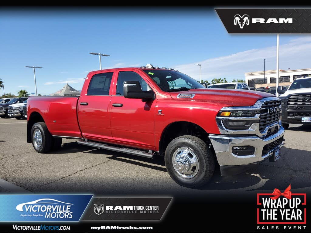 2026 RAM 3500 Tradesman Crew Cab LB DRW 4WD