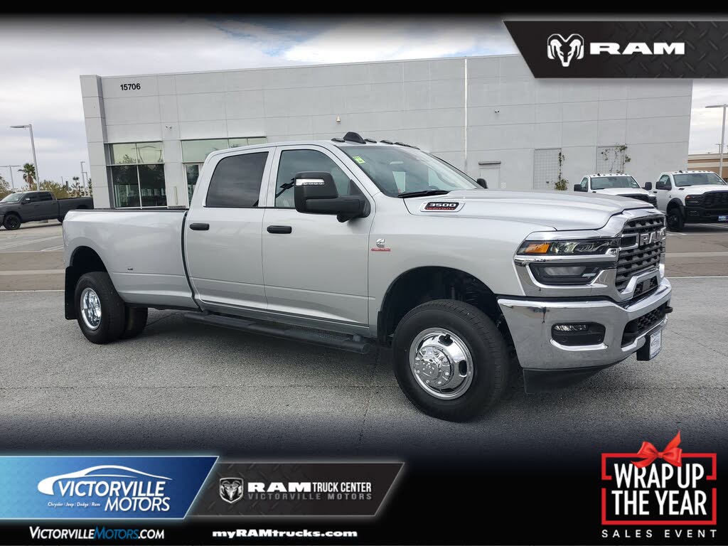 2026 RAM 3500 Tradesman Crew Cab LB DRW 4WD