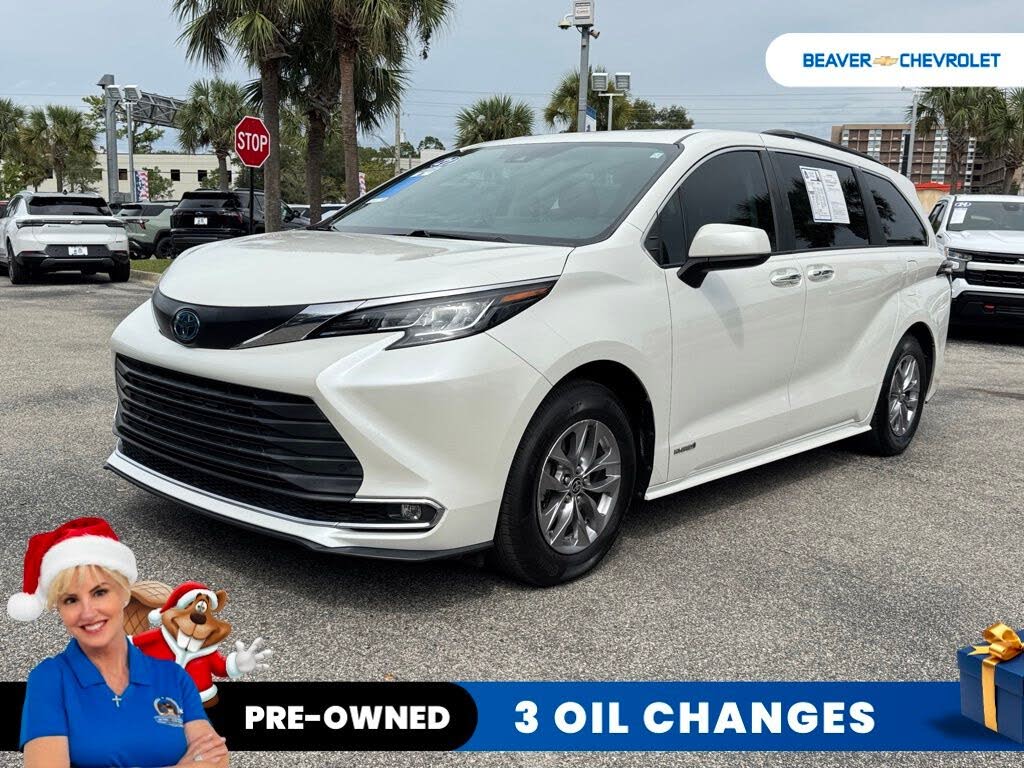 2021 Toyota Sienna XLE 7-Passenger FWD