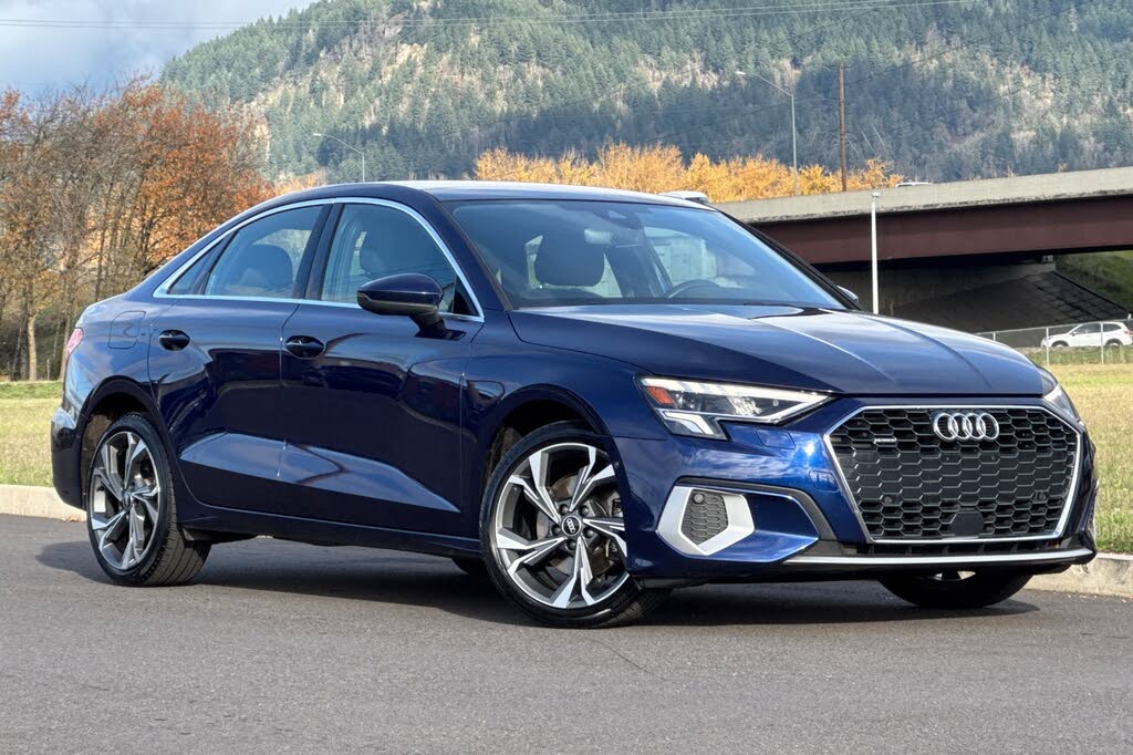 2022 Audi A3 40 TFSI quattro Premium Plus AWD