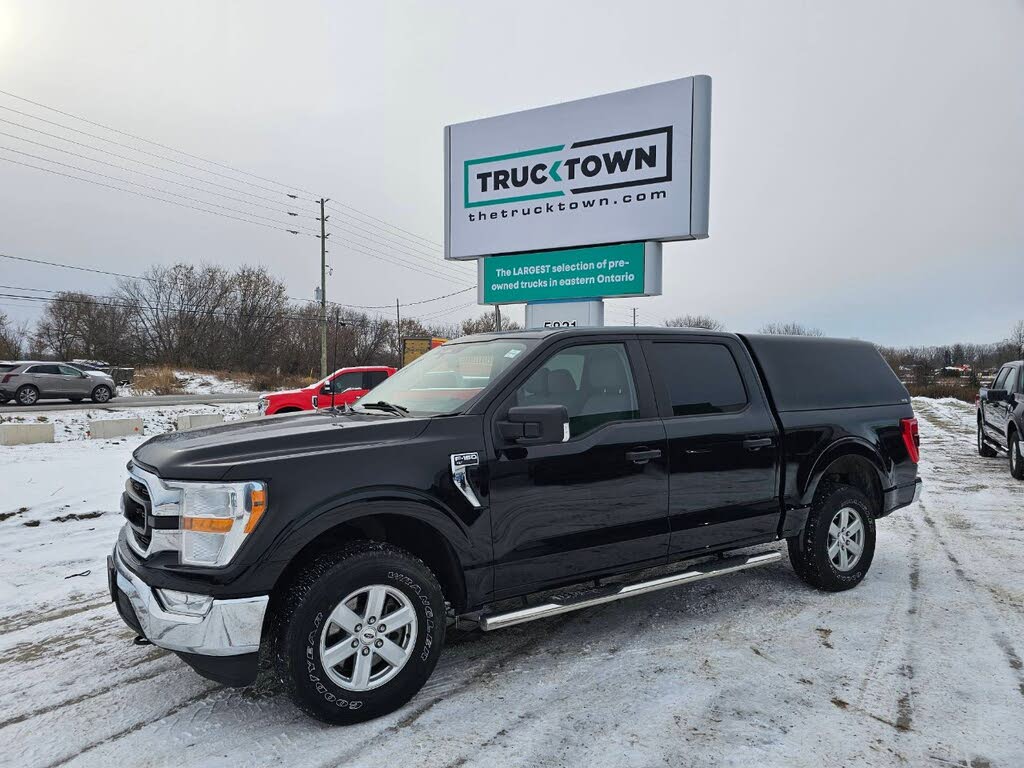 Ford F-150 XLT SuperCrew 4WD 2022