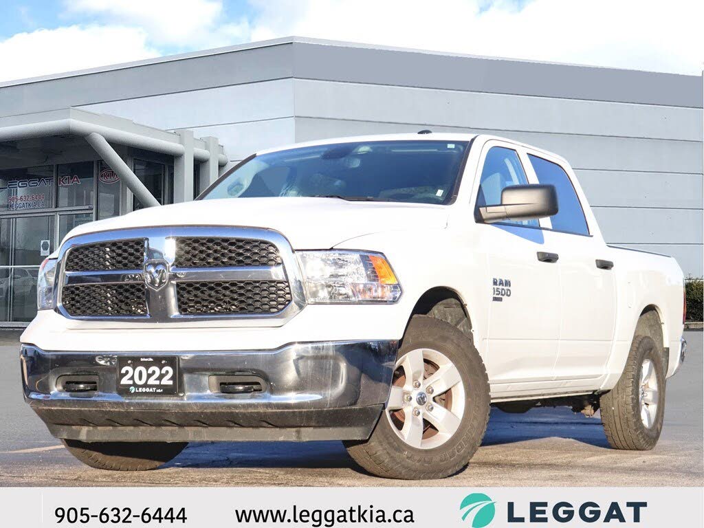2022 RAM 1500 Classic SLT Crew Cab 4WD
