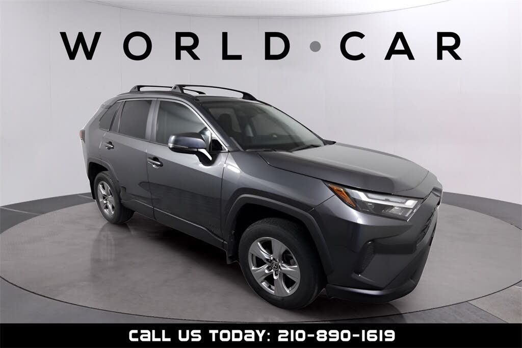 2023 Toyota RAV4 XLE FWD