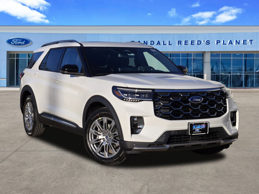 2026 Ford Explorer Platinum RWD
