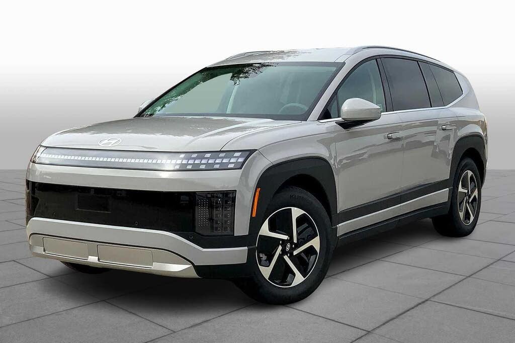 2026 Hyundai Ioniq 9 SE AWD