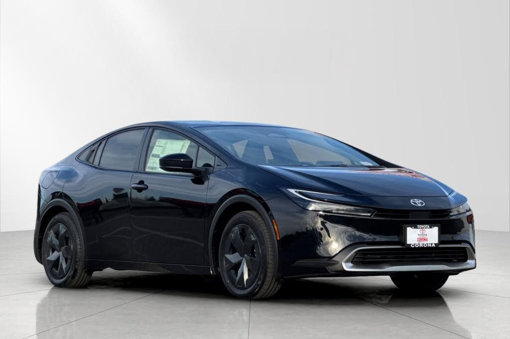 2026 Toyota Prius Plug-In Hybrid SE FWD