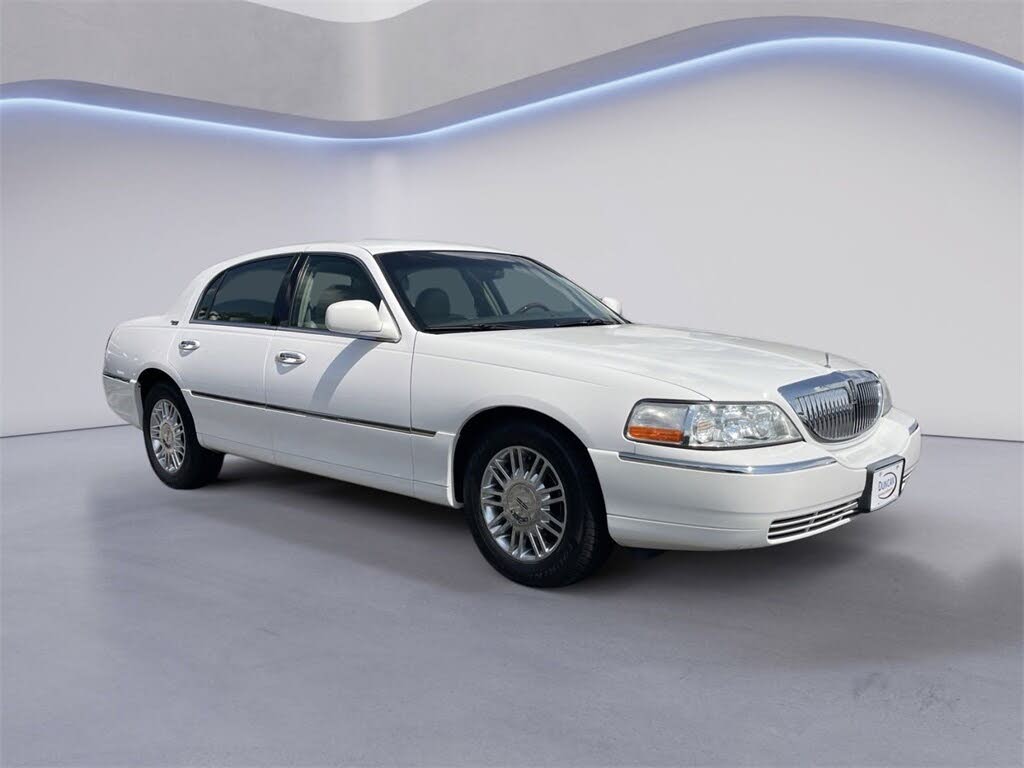 2009 Lincoln Town Car Signature Limited