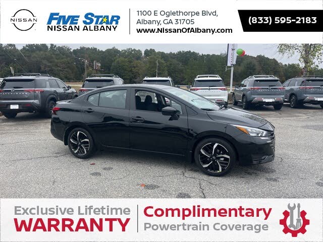2025 Nissan Versa SR FWD
