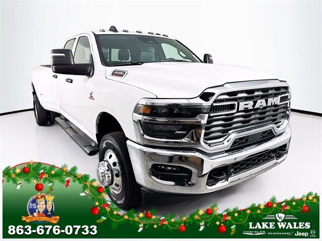 2026 RAM 3500 Tradesman Crew Cab LB DRW 4WD