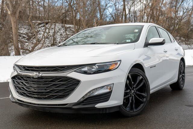 2025 Chevrolet Malibu LT with 1LT FWD