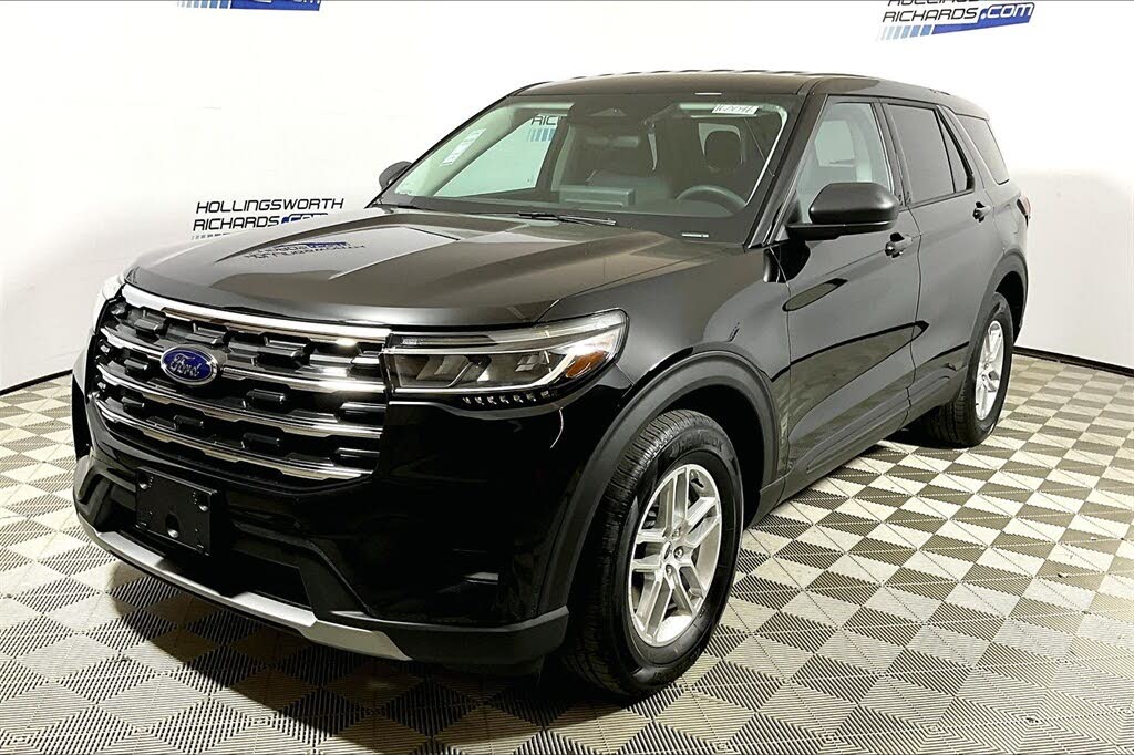 2026 Ford Explorer Active RWD