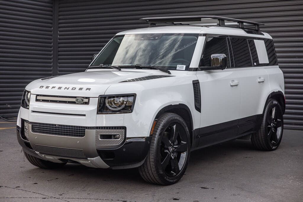 2025 Land Rover Defender 110 P400 X-Dynamic SE AWD