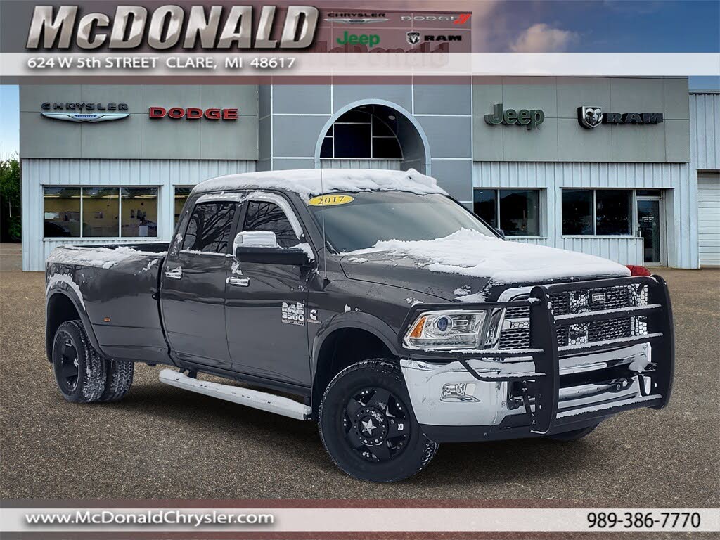 2017 RAM 3500 Laramie Crew Cab LB DRW 4WD