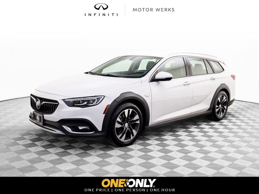 2019 Buick Regal TourX Essence AWD