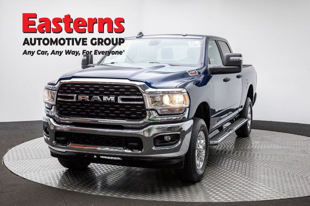 2024 RAM 2500 Big Horn Crew Cab 4WD