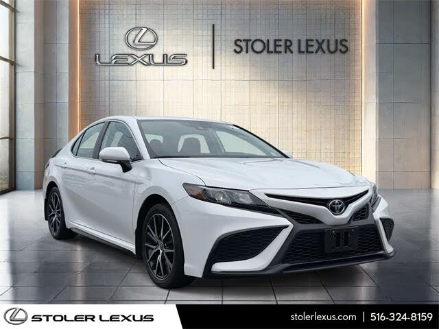 2024 Toyota Camry SE FWD