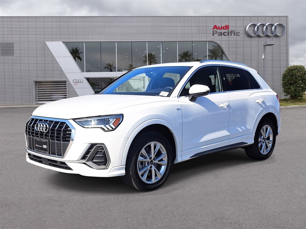 2025 Audi Q3 quattro Premium S Line 45 TFSI