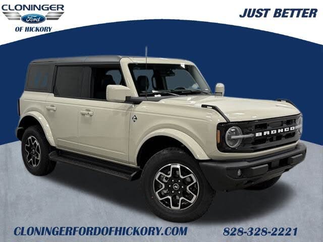 2025 Ford Bronco Outer Banks 4-Door 4WD