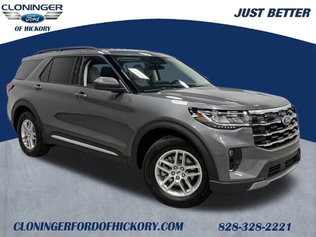 2025 Ford Explorer Active RWD