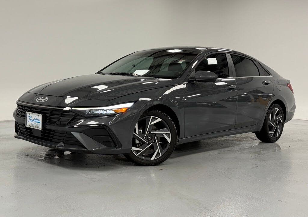 2025 Hyundai Elantra SEL Convenience FWD