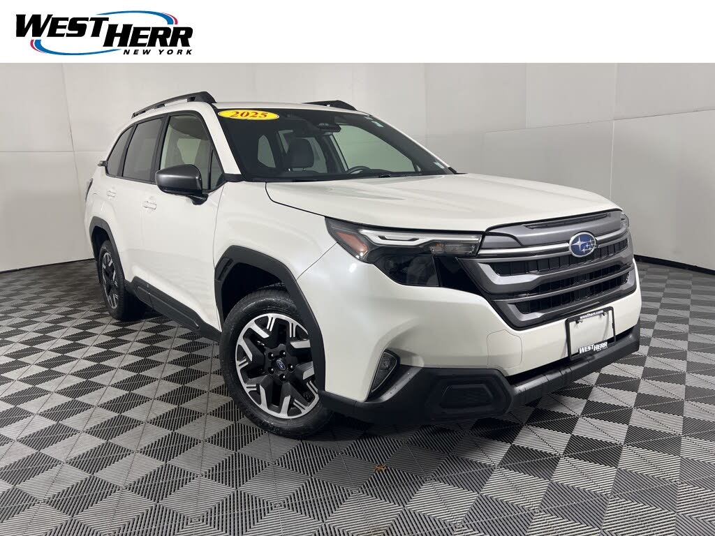 2025 Subaru Forester Premium Crossover AWD