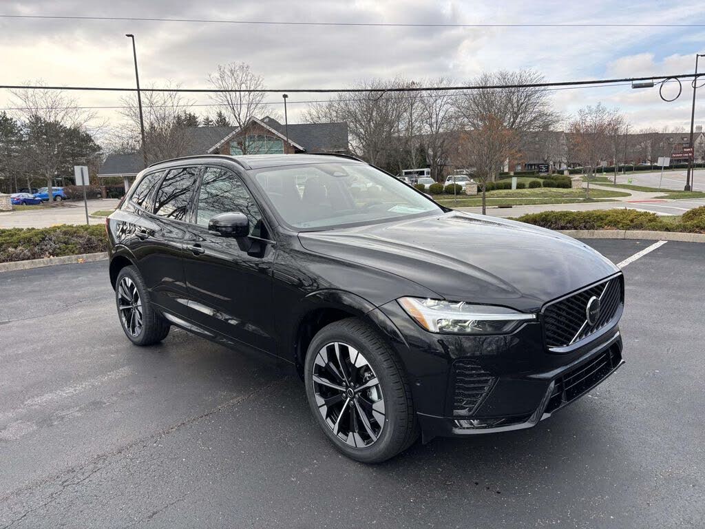 2026 Volvo XC60 B5 Plus AWD