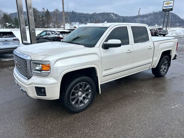 2015 GMC Sierra 1500 Denali Crew Cab 4WD