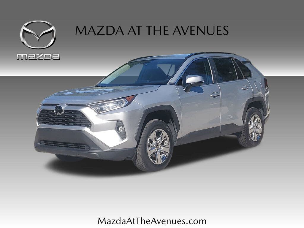 2021 Toyota RAV4 XLE FWD