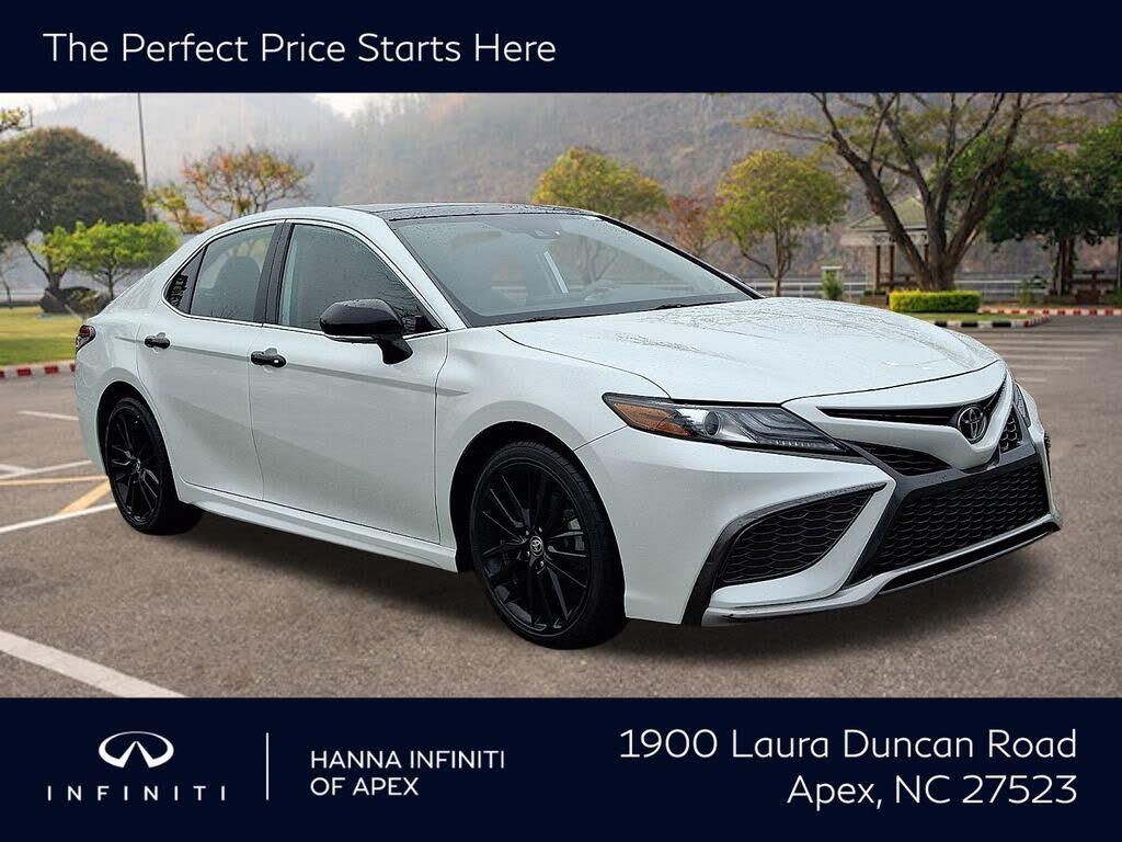 2022 Toyota Camry XSE FWD