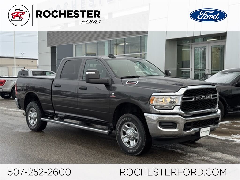 2024 RAM 3500 Tradesman Crew Cab 4WD