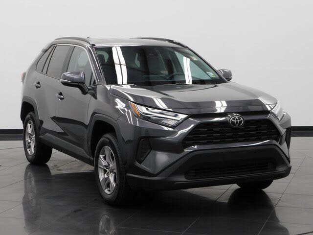 2024 Toyota RAV4 XLE FWD