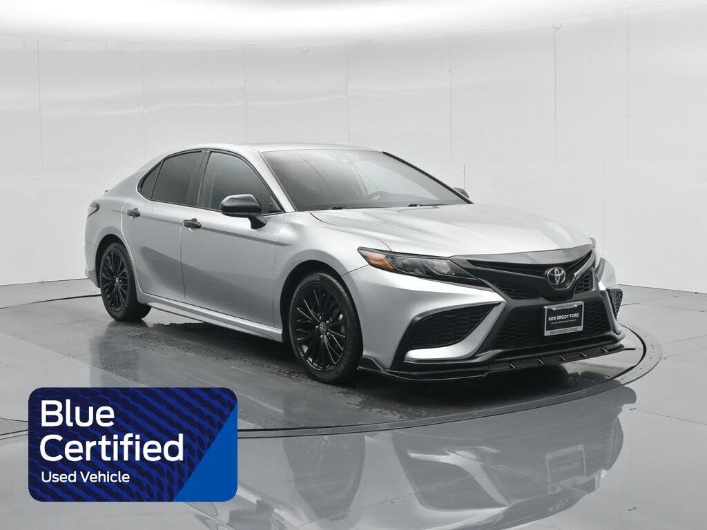 2021 Toyota Camry SE Nightshade FWD