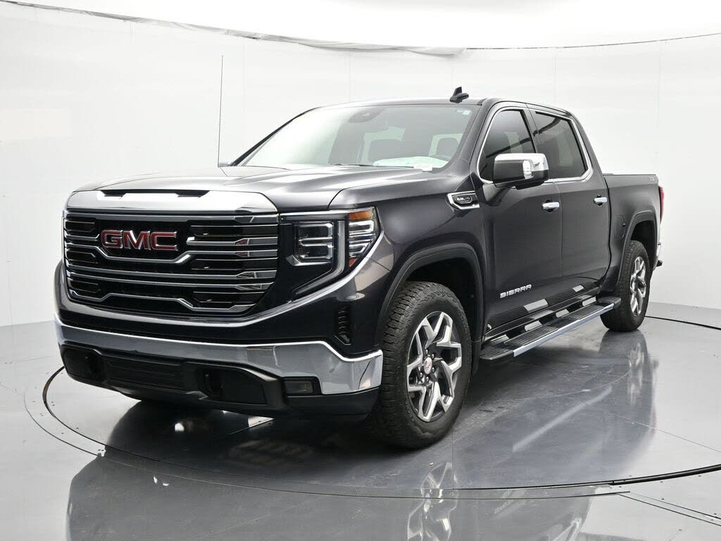 2023 GMC Sierra 1500 SLT Crew Cab 4WD