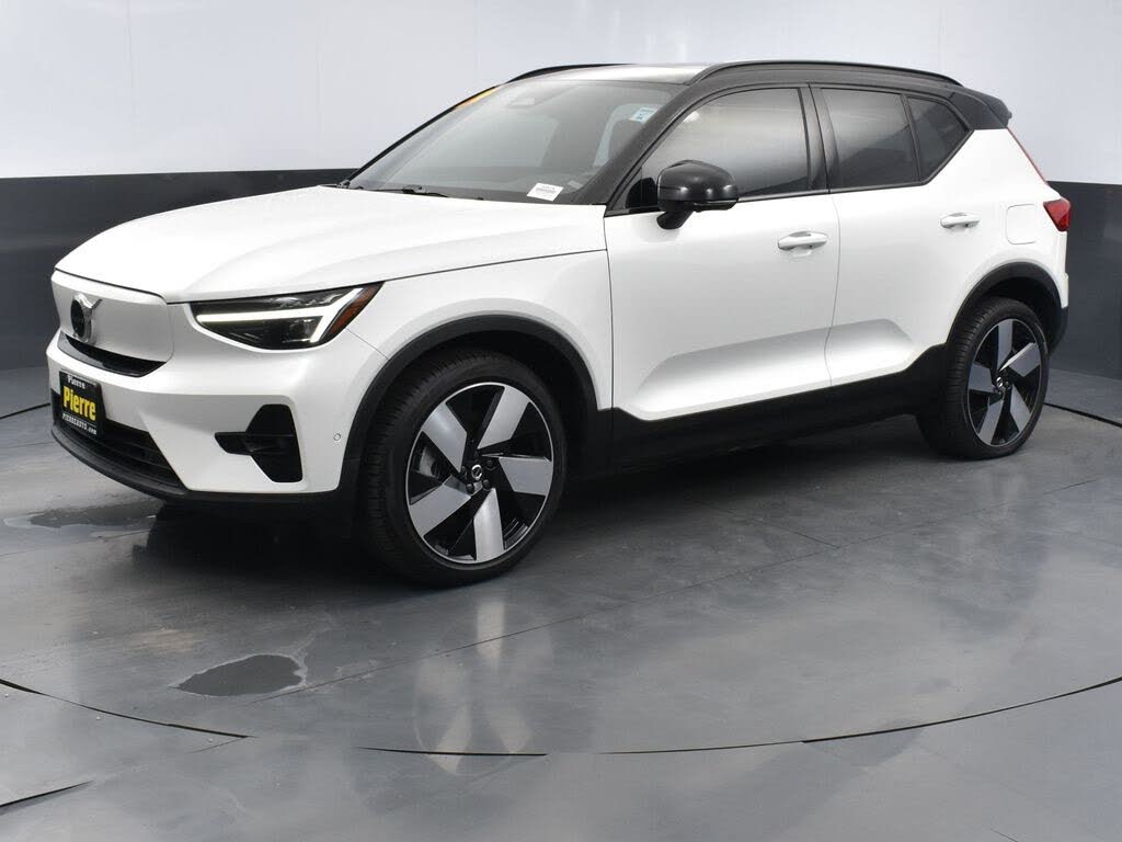 2024 Volvo XC40 Recharge Plus RWD