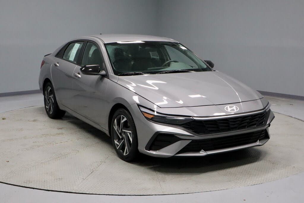 2025 Hyundai Elantra SEL Sport FWD