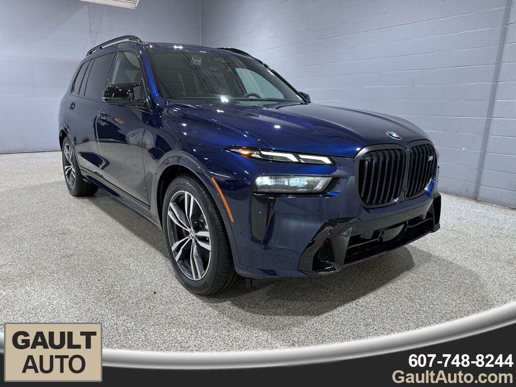 2026 BMW X7 M60i AWD