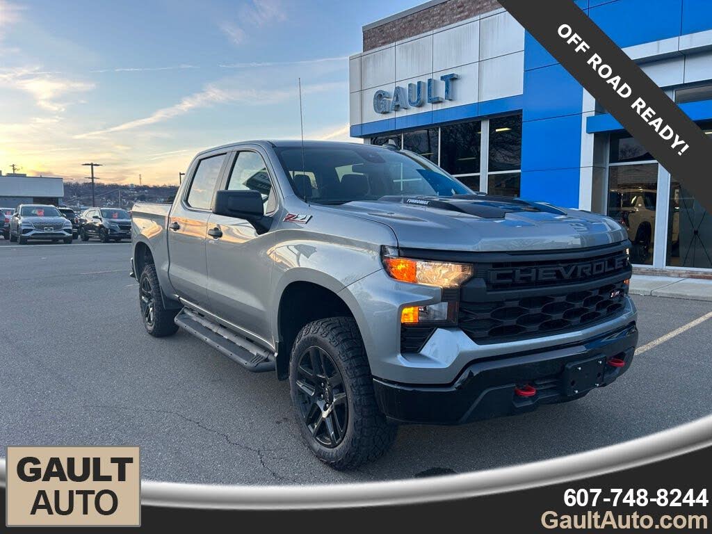 2026 Chevrolet Silverado 1500 Custom Trail Boss Crew Cab 4WD