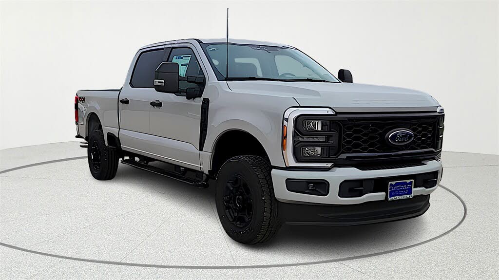 2026 Ford F-250 Super Duty XL Crew Cab 4WD