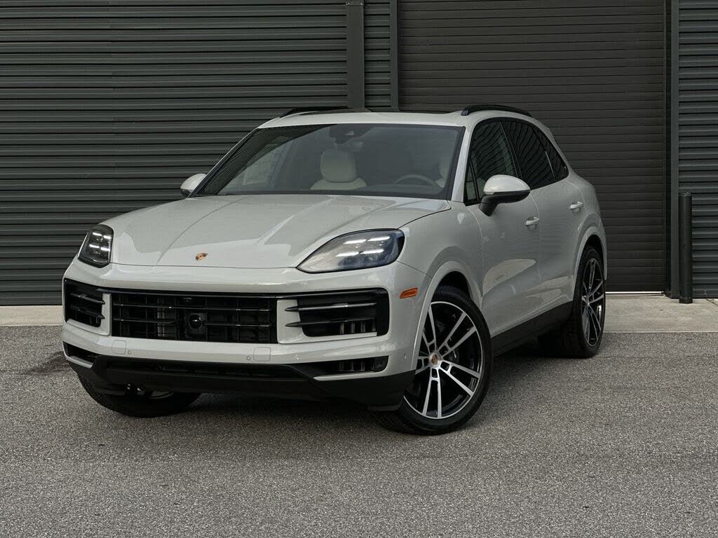 2026 Porsche Cayenne AWD