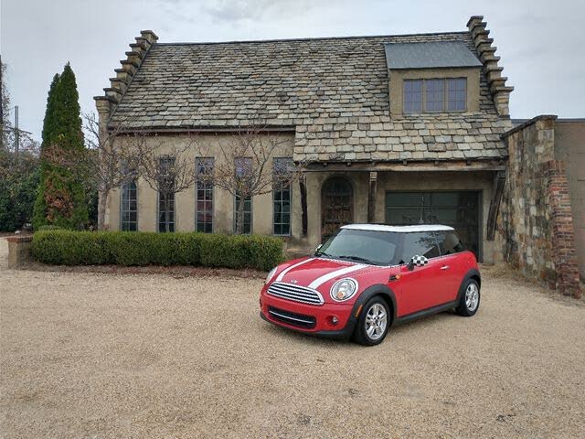 2013 MINI Cooper Hatchback FWD
