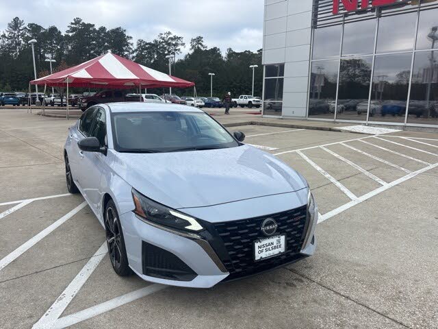 2024 Nissan Altima 2.5 SR FWD