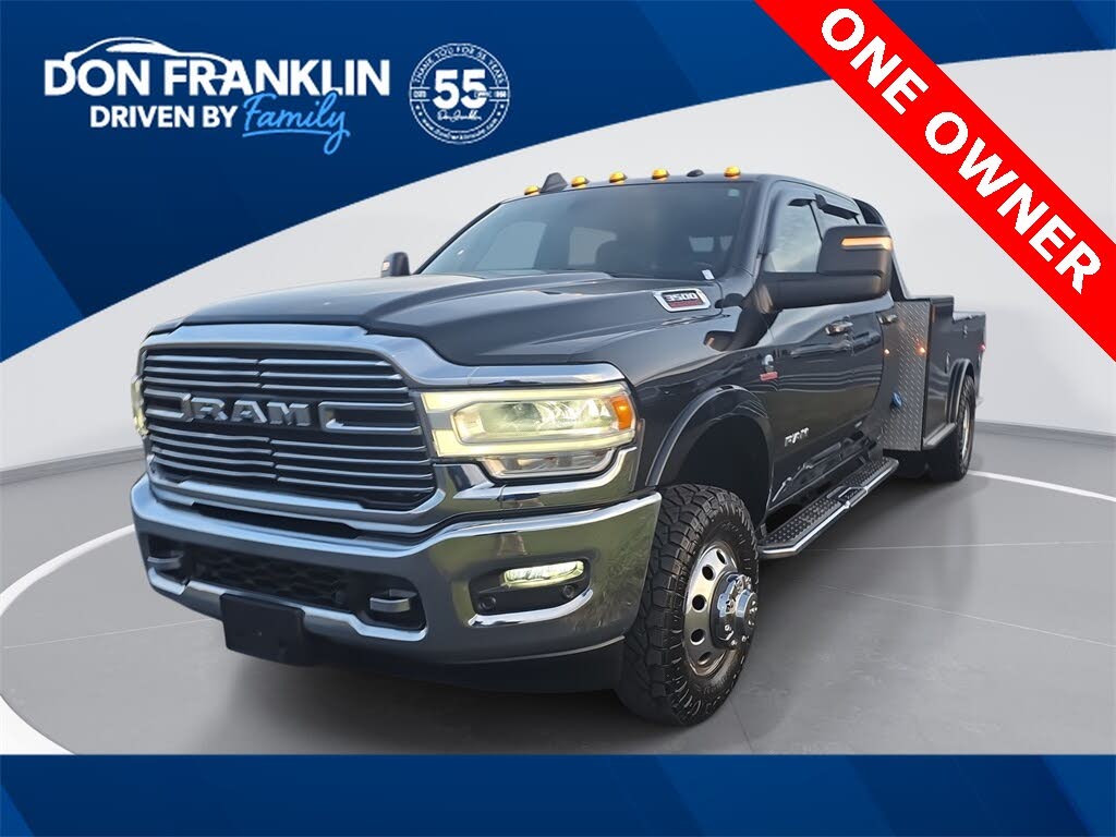 2024 RAM 3500 Chassis Laramie Crew Cab LB DRW 4WD