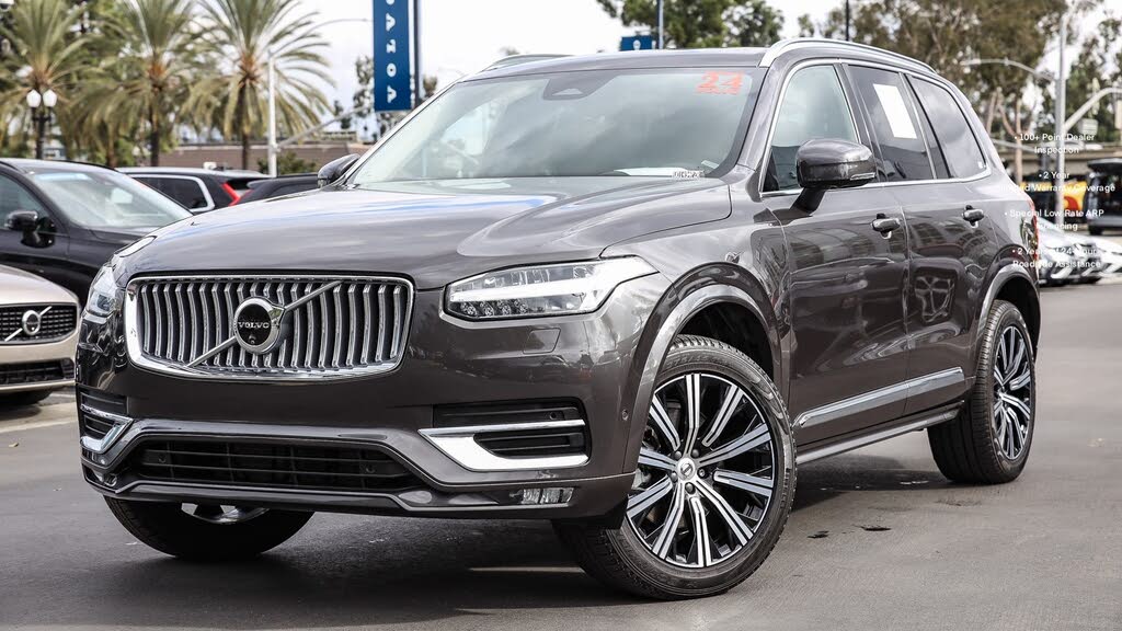 2024 Volvo XC90 B6 Plus Bright Theme 7-Passenger AWD