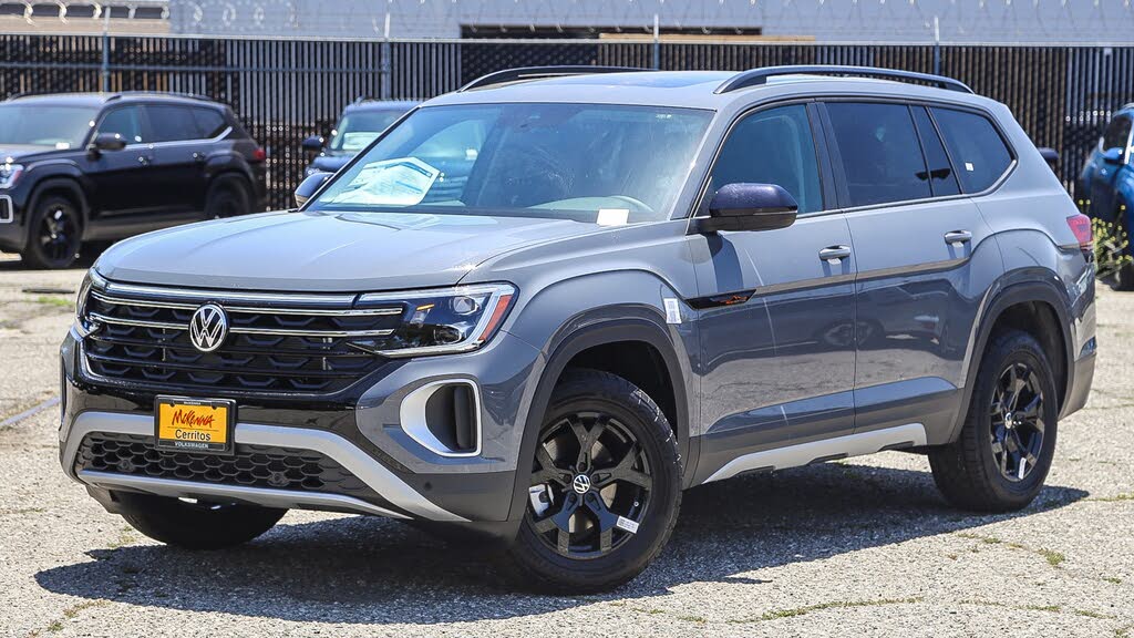 2025 Volkswagen Atlas Peak Edition 4Motion