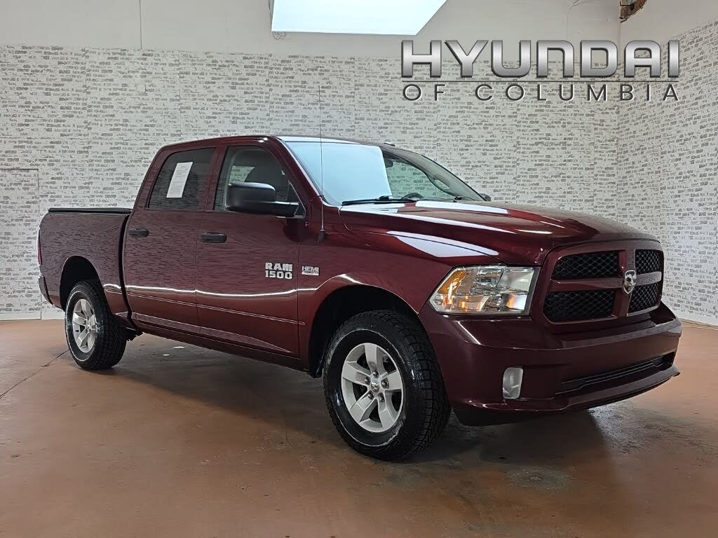 2017 RAM 1500 Express Crew Cab 4WD