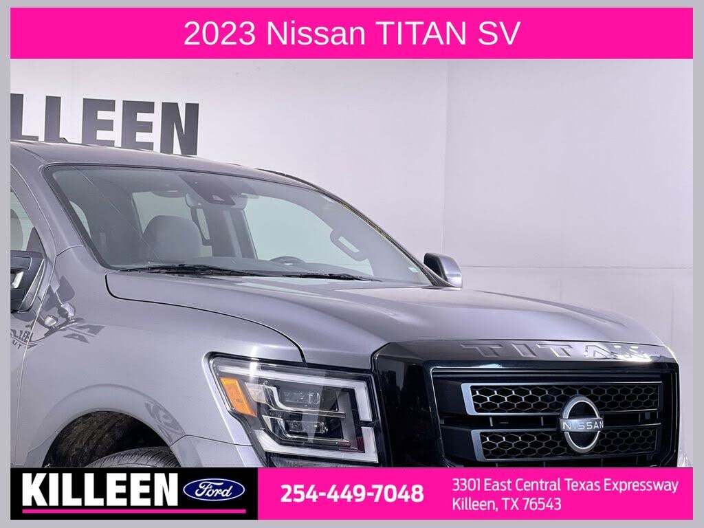 2023 Nissan Titan SV Crew Cab 4WD