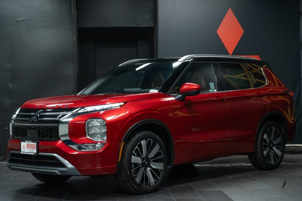 2025 Mitsubishi Outlander SEL FWD