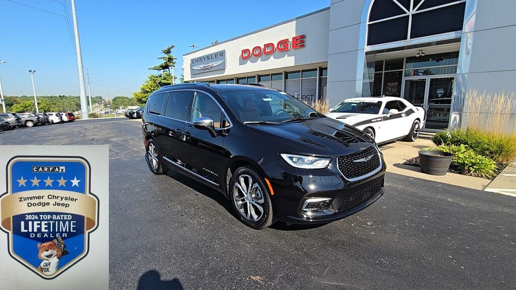 2026 Chrysler Pacifica Pinnacle FWD